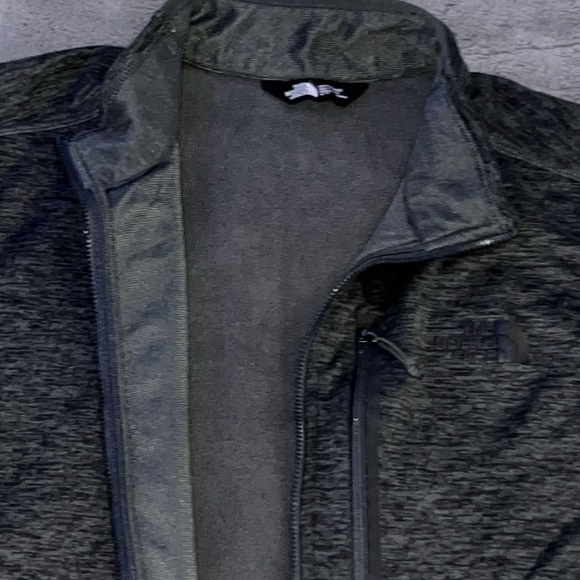 The North Face cayonlands full zip jacket size Xl super comfy (Hot item) Grey - Picture 6 of 7